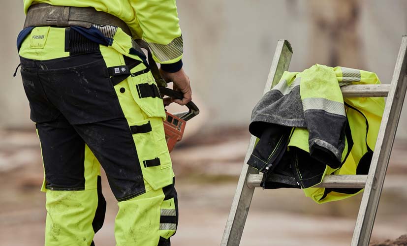Ny undersökning: Varannan svensk bär arbetskläder på jobbet